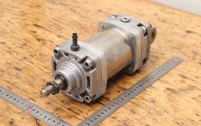 Pneumatikzylinder von Knorr-Bremse - DU-80/100  Hub 100 mm