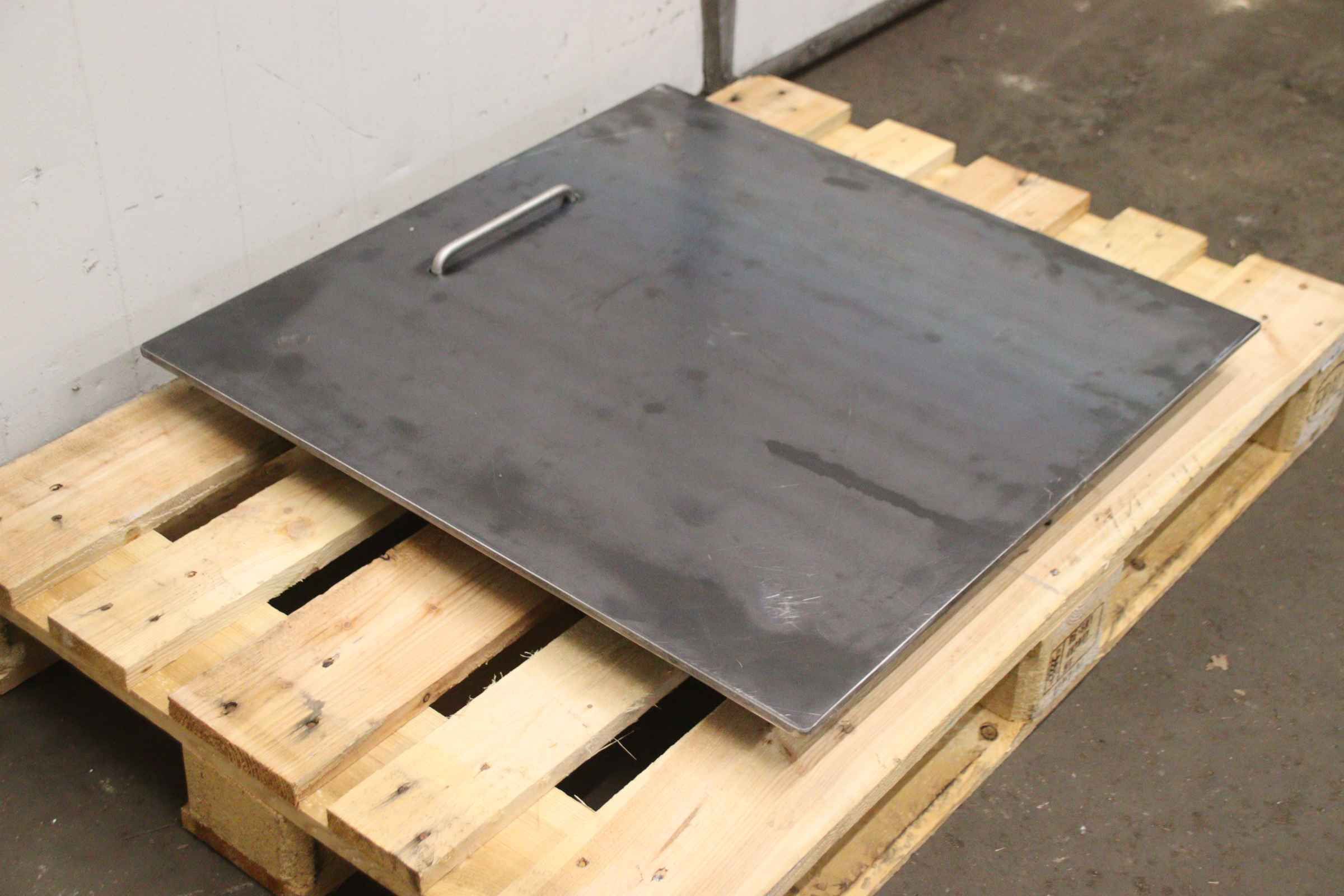 Abdeckplatte von Stahl - 750 x 750 mm – Bild 2