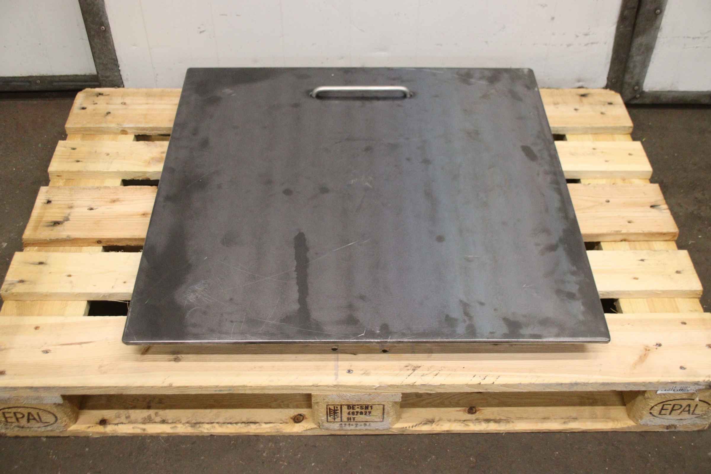 Abdeckplatte von Stahl - 750 x 750 mm – Bild 3