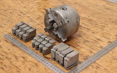 Vierbackenfutter mit 3 Satz Wechselbacken von Röhm - Ø 125 mm
