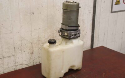 Alternative view of Hydraulikpumpe für Elektrostapler 24 V 2,2 Kw von HPI Linde - A5088869  L 12