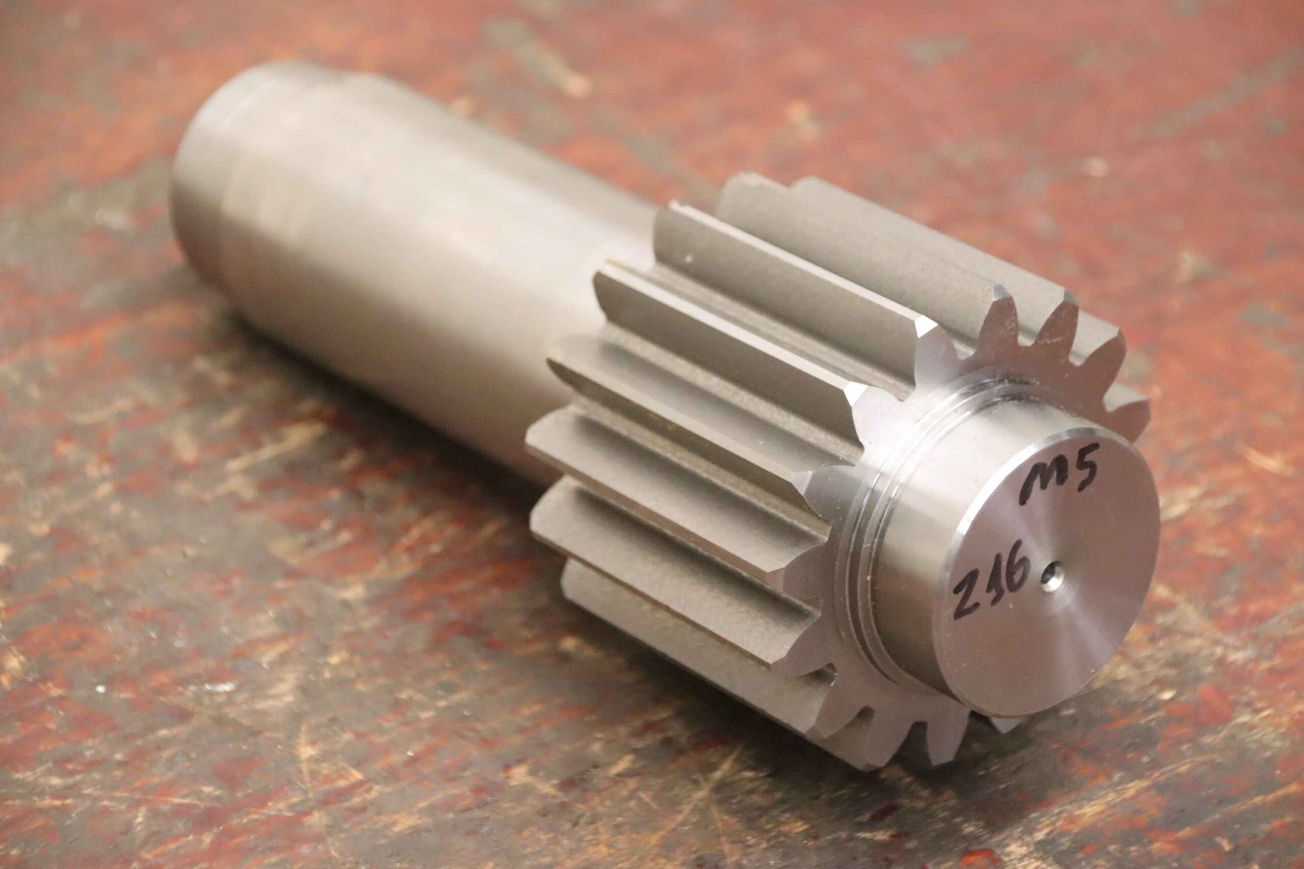 Zahnradwelle von unbekannt - Ø 95 x 243 mm / 22 Zähne – Bild 2