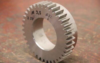 Zahnradwelle von unbekannt - Ø 136 x 42 mm / 37 Zähne