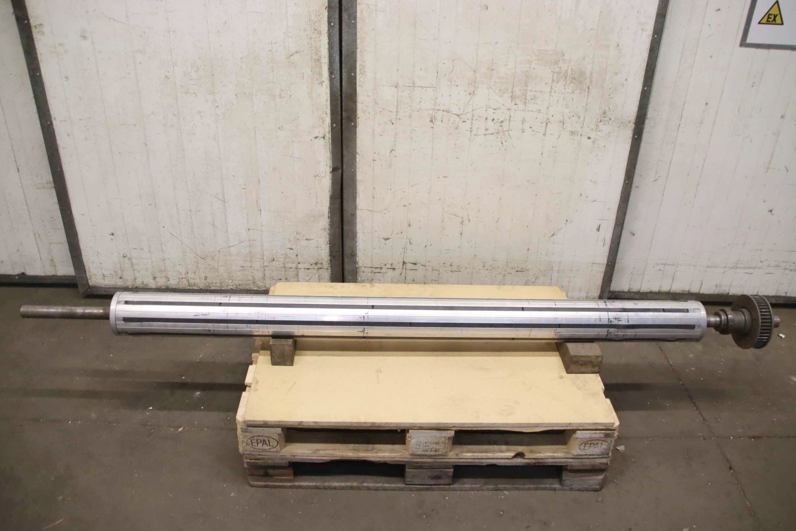 Rollenträger für Verpackungsmaschine von unbekannt - Ø 150 x 2040 mm – Bild 2