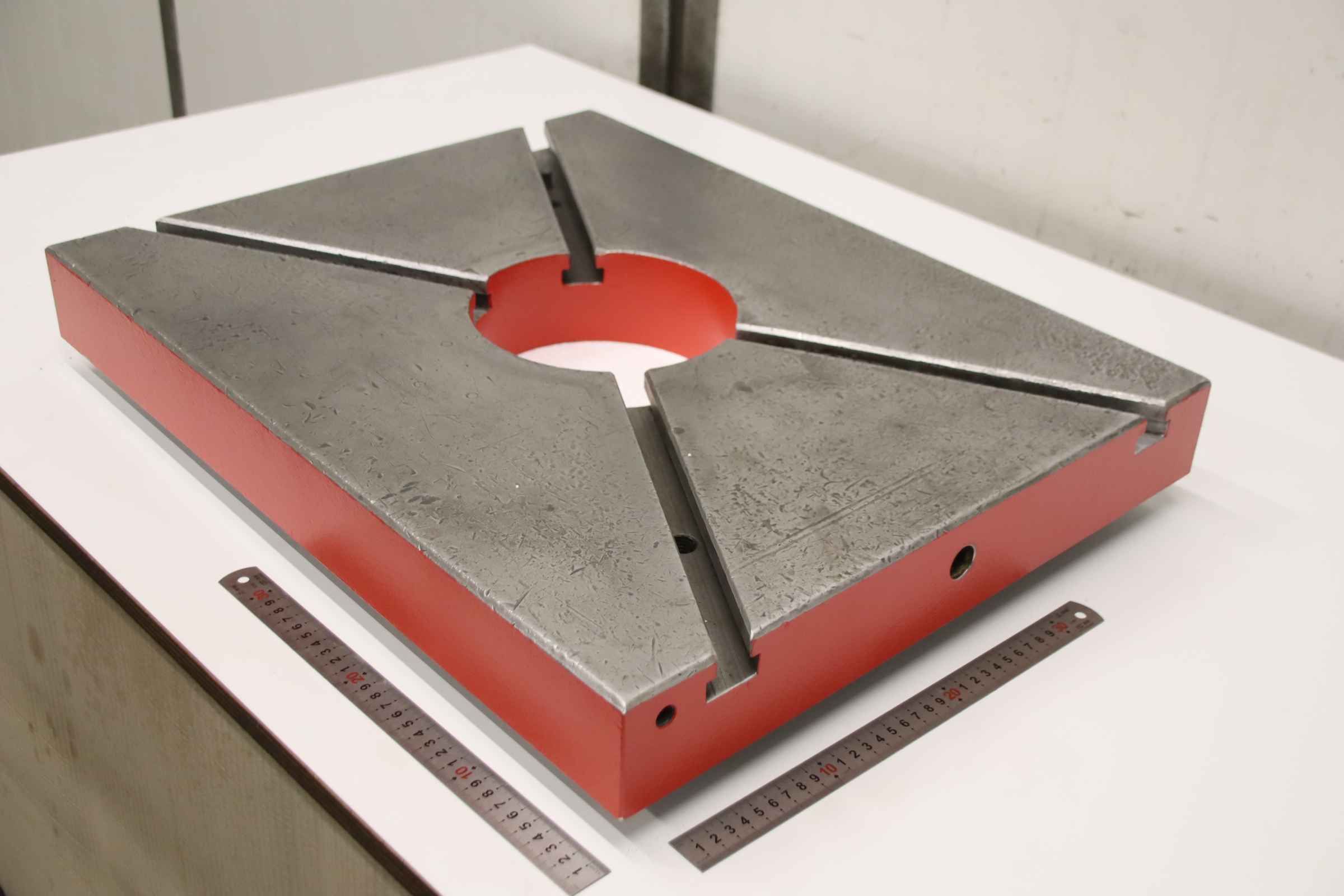 Aufspannplatte mit T Nut von unbekannt - 630/500/H75 mm