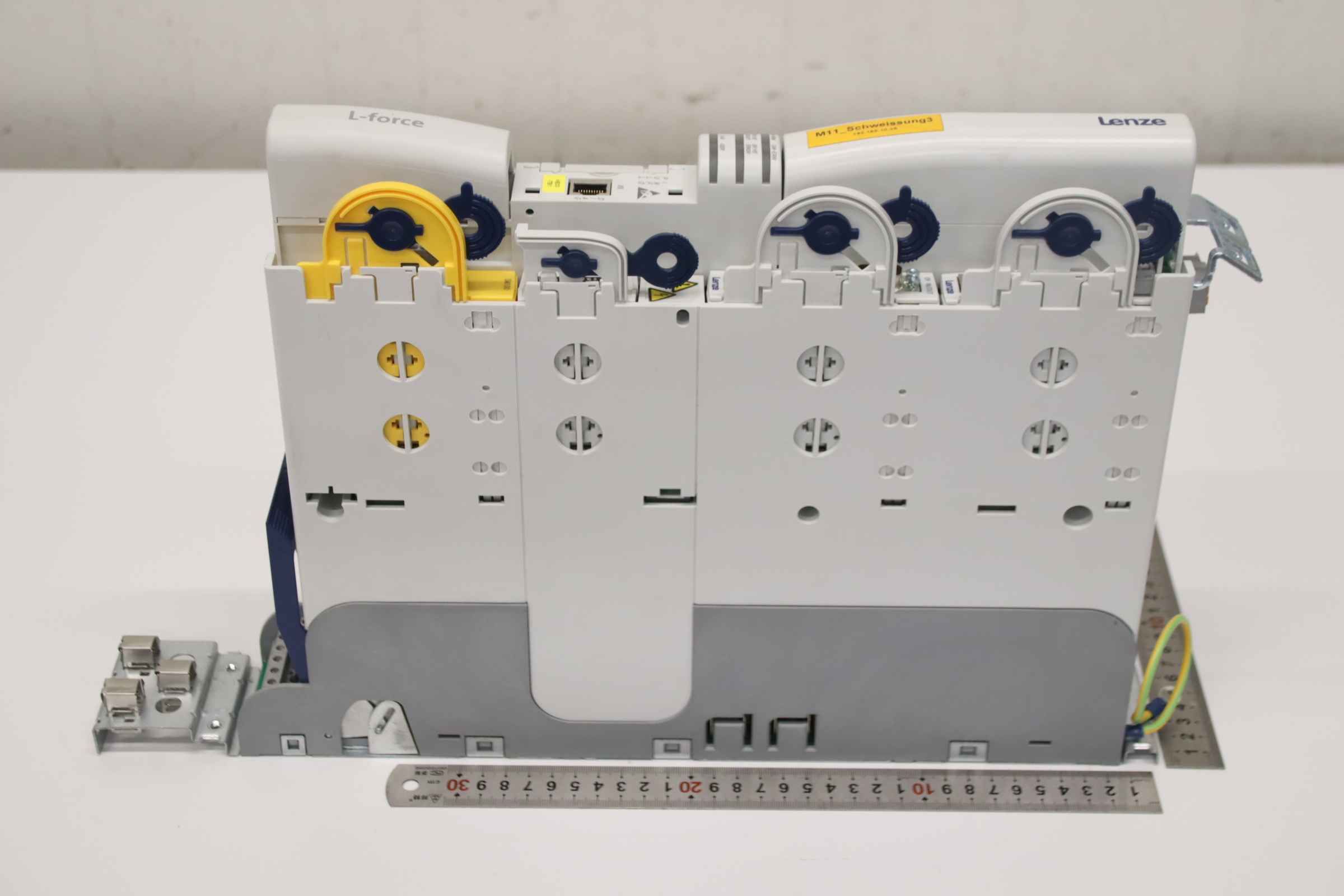 Multi Drive Servoumrichter von Lenze - L-force E94AMHE0044 – Bild 3