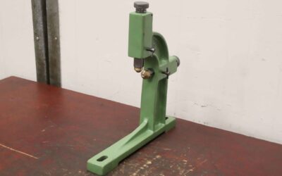 Lünette mitfahrend von unbekannt - Spitzenhöhe 185 mm