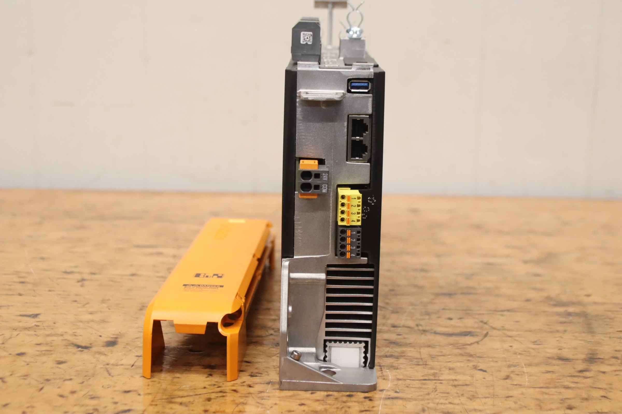 Servo Drive von B&R - ACOPOS P3 8E14X5HWT10.0600-1 – Bild 12