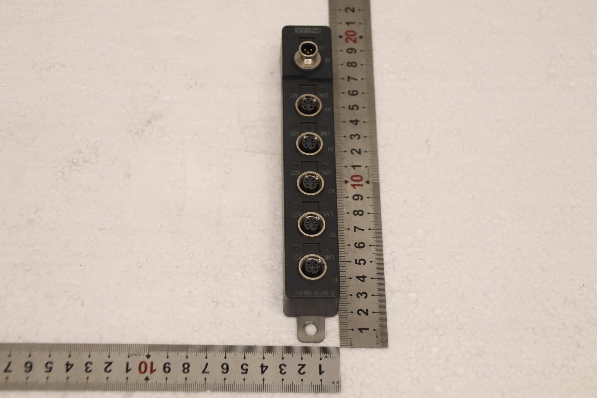 Ethernet Switch von Phoenix Contact - FL Switch 1605 M12 – Bild 3