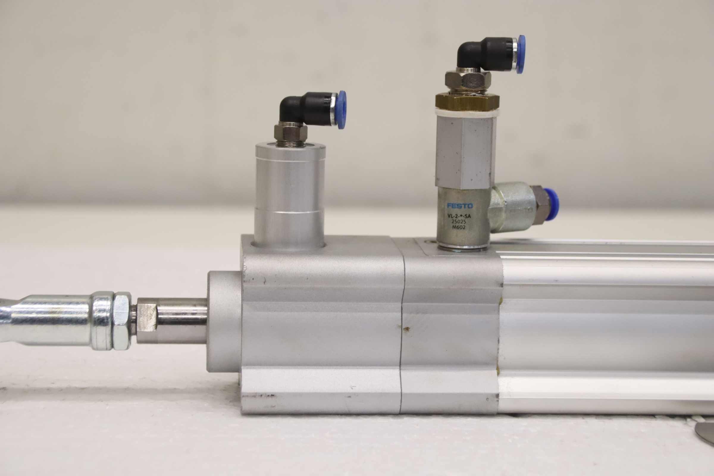 Pneumatikzylinder von Festo - DSBC-40-320-C-PPVA Hub 320 mm – Bild 6