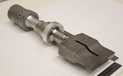 Alternative view of Ultraschall-Schweißwandler Ultraschall-Schwingeinheit von Dukane - 41B30  CTC205794  002065-01-4002-03