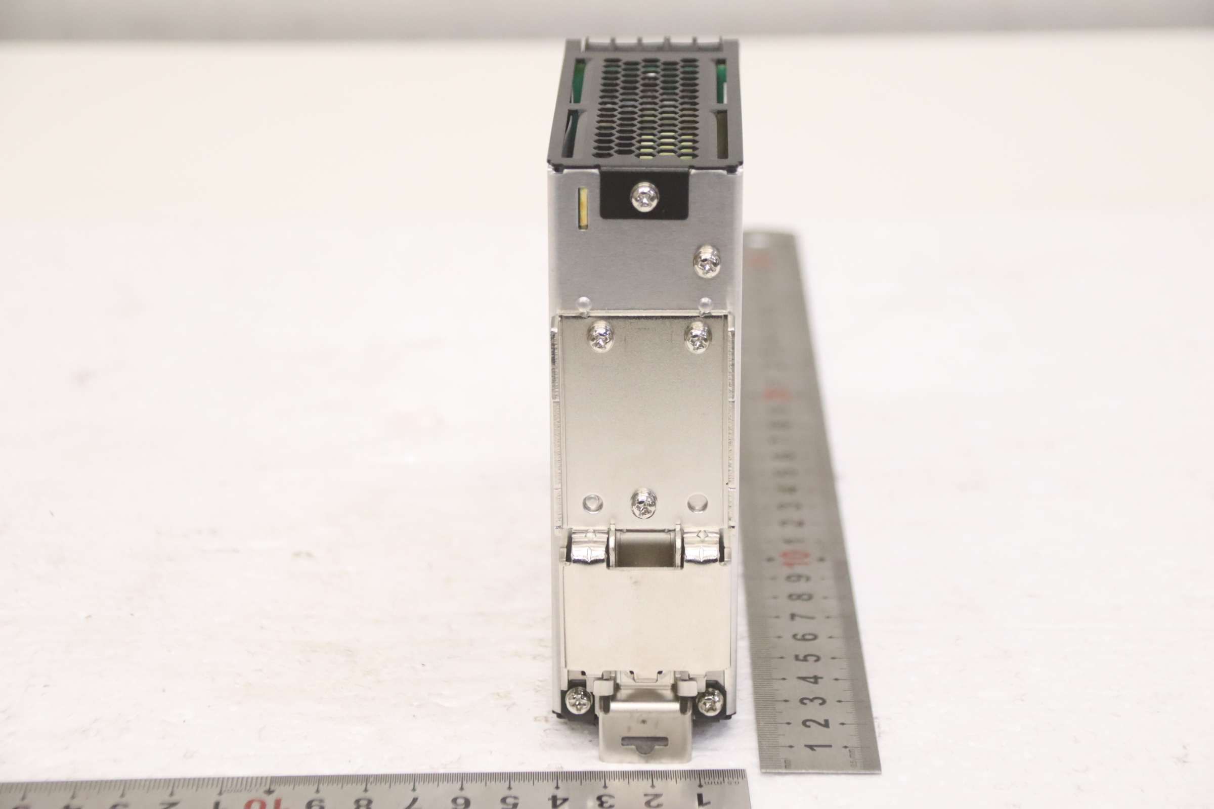 Power Supply Hutschienen-Netzteil von Omron - S8VK-C12024 – Bild 8