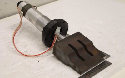 Alternative view of Ultraschall-Schweißwandler Ultraschall-Schwingeinheit von QDSonic - 20200319