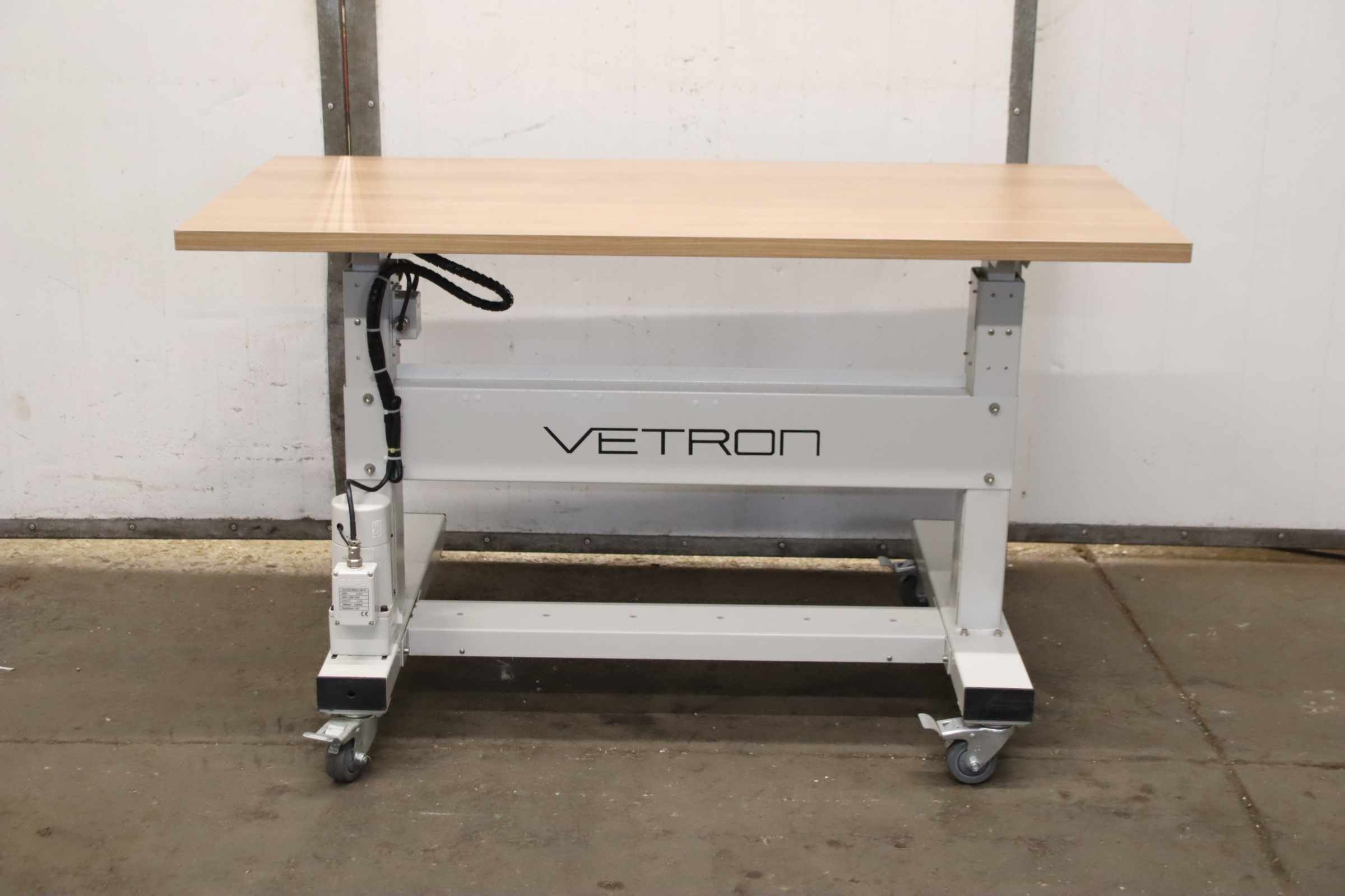 Arbeitstisch elektrisch höhenverstellbar von Vetron - 1400/700/H810 mm – Bild 7