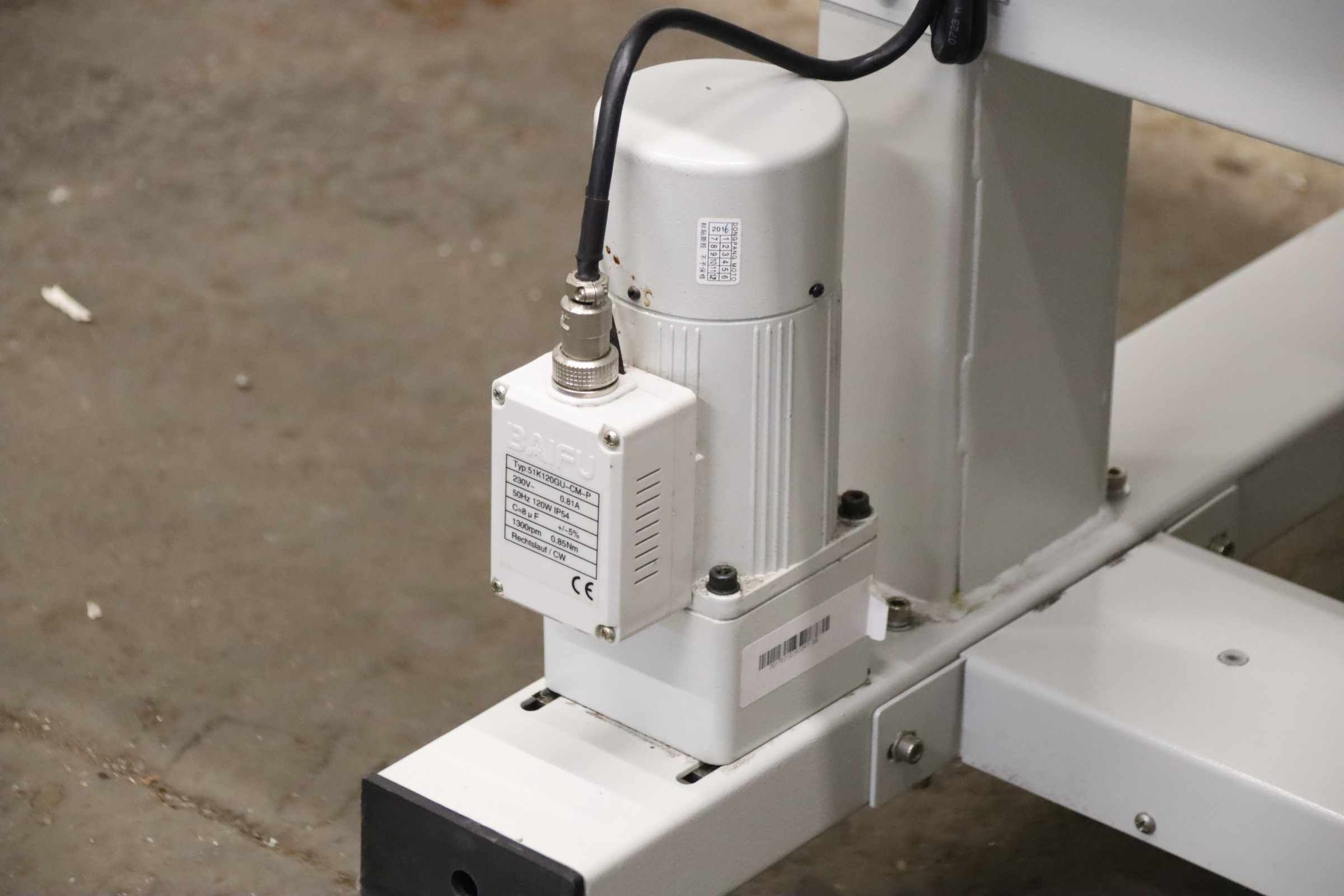 Arbeitstisch elektrisch höhenverstellbar von Vetron - 1400/700/H810 mm – Bild 9
