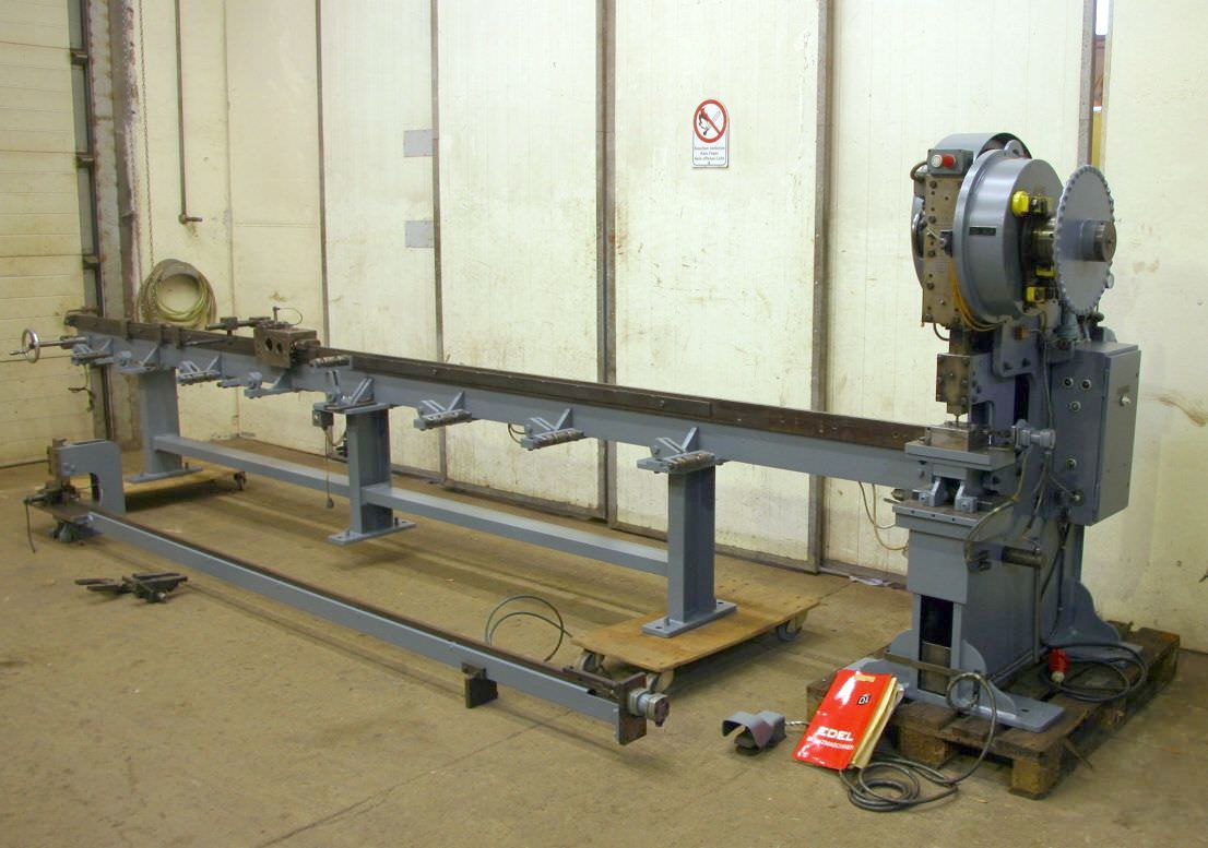 Rohrstanze mit Koordinaten-Anschlag von EDEL - VM 36/350 – Bild 3