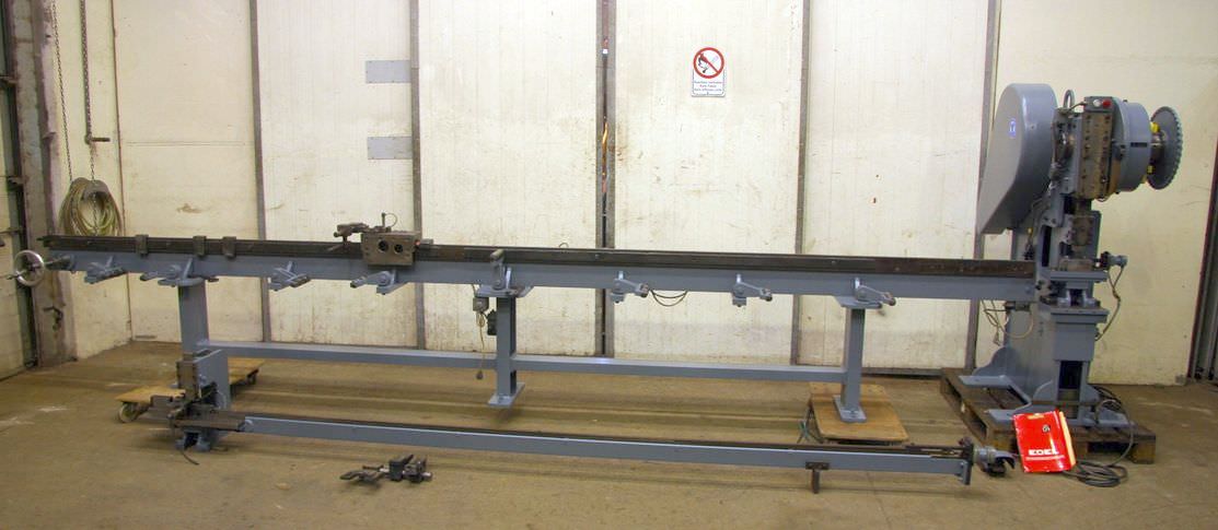 Rohrstanze mit Koordinaten-Anschlag von EDEL - VM 36/350 – Bild 4