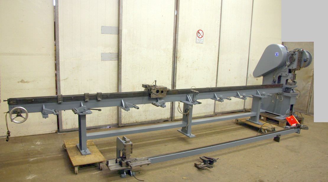 Rohrstanze mit Koordinaten-Anschlag von EDEL - VM 36/350