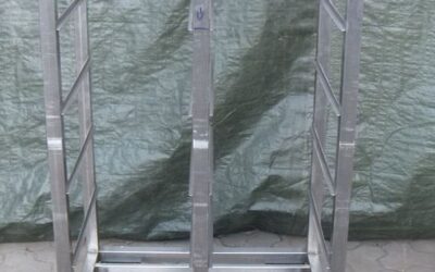 Lebensmittelregal von Edelstahl - Typ 790/540/1430