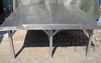 Alternative view of Edelstahltisch doppelt von unbekannt - Typ 2000/1800