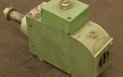 Alternative view of Fräsmotor für Kantenbearbeitungsmaschinen von Perske - VS 30.06/2B