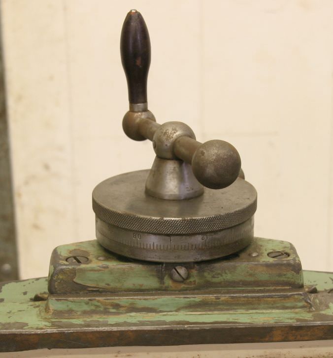 Aufspannwinkel schwenkbar, neigbar von Deckel WMW - Typ 570/210 – Bild 4