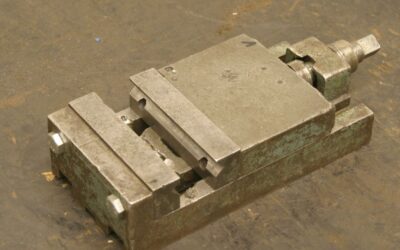 Maschinenschraubstock von Stahl - Spannweite 35 mm