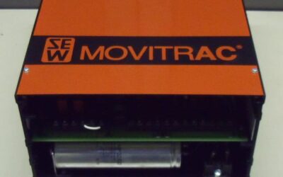 Frequenzumrichter 3 kW 4,8 kVA von SEW Eurodrive - Movitrac 204 XV