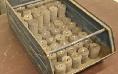 Schleifsteine 74 Stück von unbekannt - Rund 50 x 65 mm