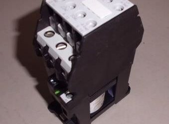 Alternative view of Schütz von Siemens - 3TF43 22-0BB4