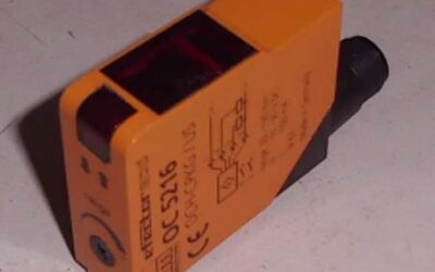 Reflexionslichtschranke von IFM - OCH-CPKG/US-100