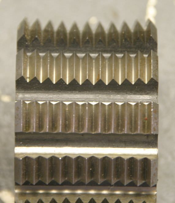 Modulfräser Wälzfräser 2 Stück von Fixierscheibe - 650.054.06A SPAN. 5° EV4CO – Bild 3