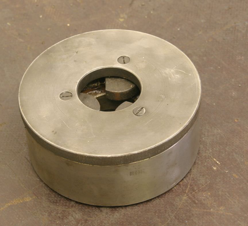 Fliehkraftschnellspannfutter von WMW - Durchmesser 155 mm