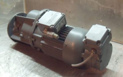 Alternative view of Getriebemotor 0,37 kW 76 U/min von BAUER - G12-20/DK84-200W