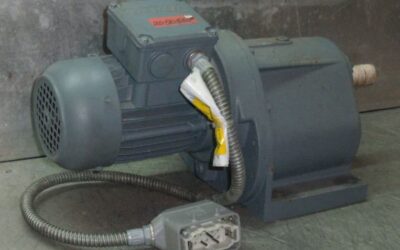 Getriebemotor 0,18 kW 19,5 U/min von BAUER - G13-10/DK 64-163 L