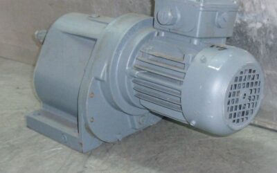 Alternative view of Getriebemotor 0,18 kW 16,2 U/min von BAUER - G13-10/DK 64-163 L-CS