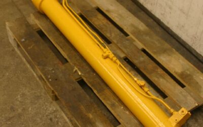 Alternative view of Hydraulikzylinder von HUSS - Hub 1070 mm