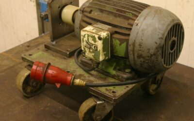 Alternative view of Hydraulikaggregat 3 kW 1420 U/min von VICKERS - GPA1-4-E-30R