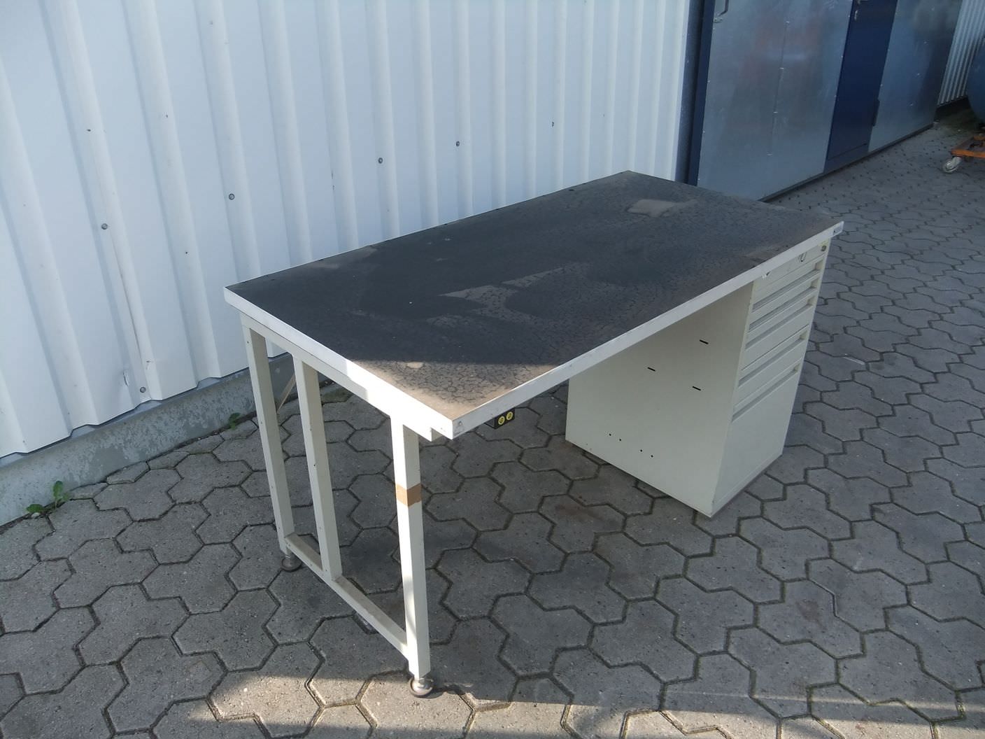 Werkbank für Elektriker von Andres Karl - Typ 750x1500