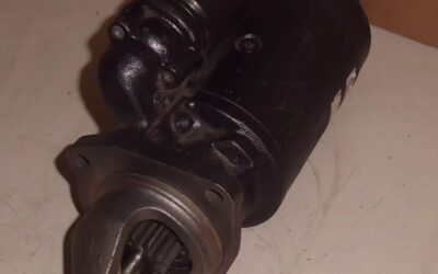 Alternative view of Anlasser 24 V von Bosch - 0 001 368 616