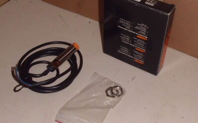 Alternative view of Induktiver Sensor von IFM - IGA3008-APKG