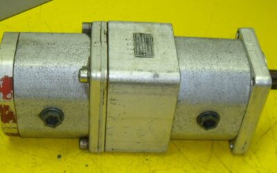 Alternative view of Doppelte Hydraulikpumpe von Orsta - C16-3L TGL10859