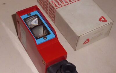 Reflexionslichtschranke von Leuze - RK 85/7-300