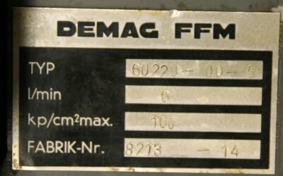 Alternative view of Hydraulikaggregat 6l  100 bar von Demag - Typ 60220-00-5