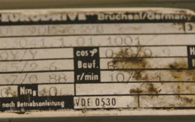 Alternative view of Getriebemotor 0,37/0,88 kW 10/20 U/min von SEW EURODRIVE - R70D90