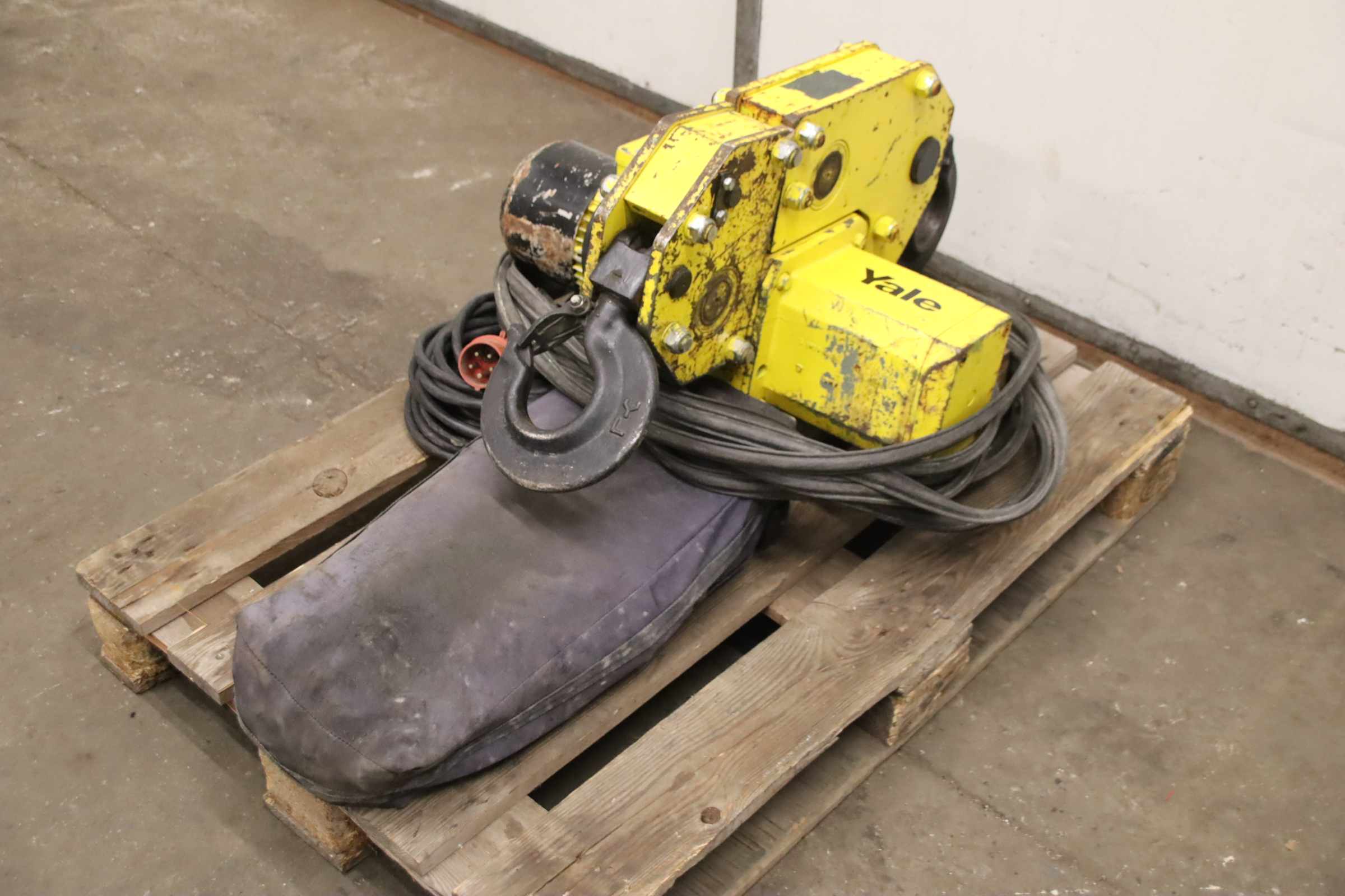 Kettenzug 7500 kg von Yale - CPE 75-1,6