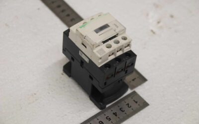 Alternative view of Schütz von Schneider Electric - LC1D18M7C