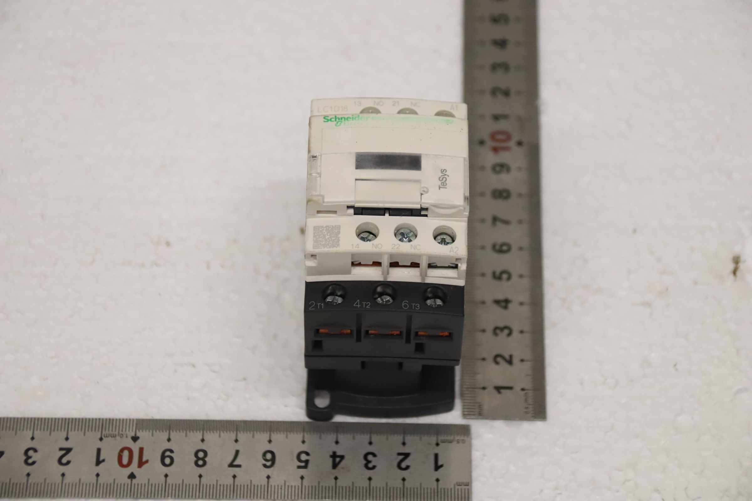 Schütz von Schneider Electric - LC1D18M7C – Bild 3