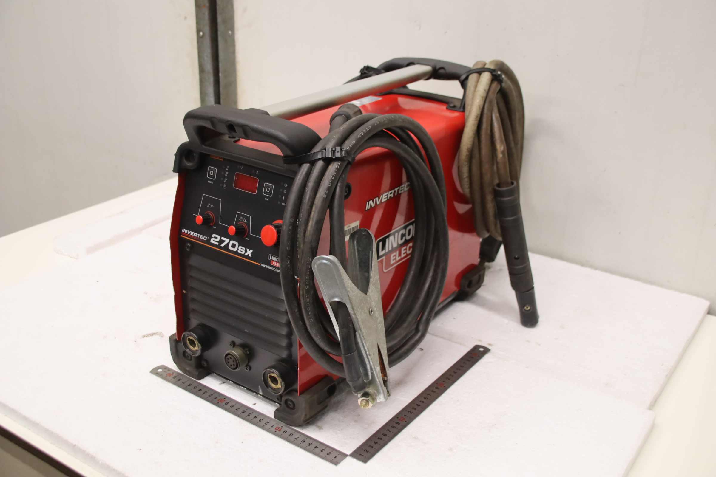 Inverter-Schweissgerät 270 A von Lincoln Electric - Invertec V270-SX