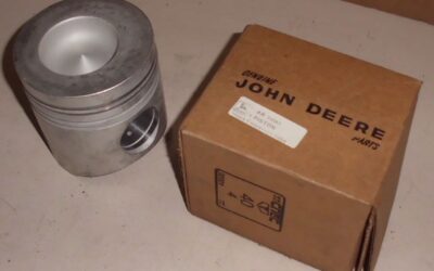Alternative view of Kolben 4 Stück Ø 106,5 mm Dieselmotor von John Deere - AR 71067